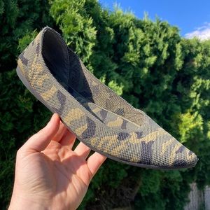 Steven by Steve Madden Pointed Toe Camo Knit Flat Womens Size 6.5 Green Black